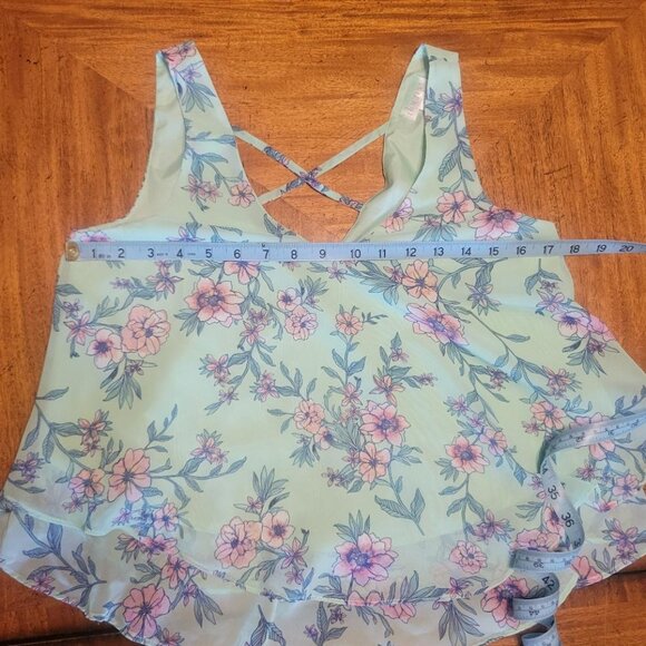 Decree Chiffon Mint Green Floral Sleeveless Top - Picture 11 of 11